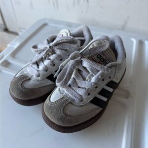 Kids Adidas Samba sneakers 8.5